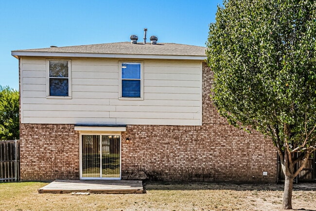 Building Photo - 1906 Purdue Dr