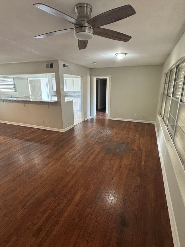 Building Photo - 2522 Jackson