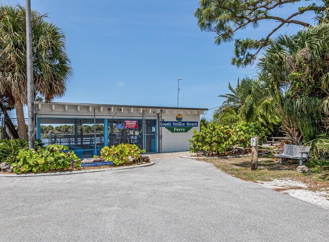 Building Photo - 1101 Southland Rd