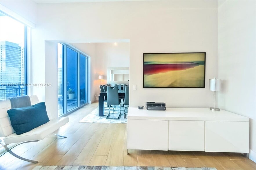 Building Photo - 60 SW 13th St