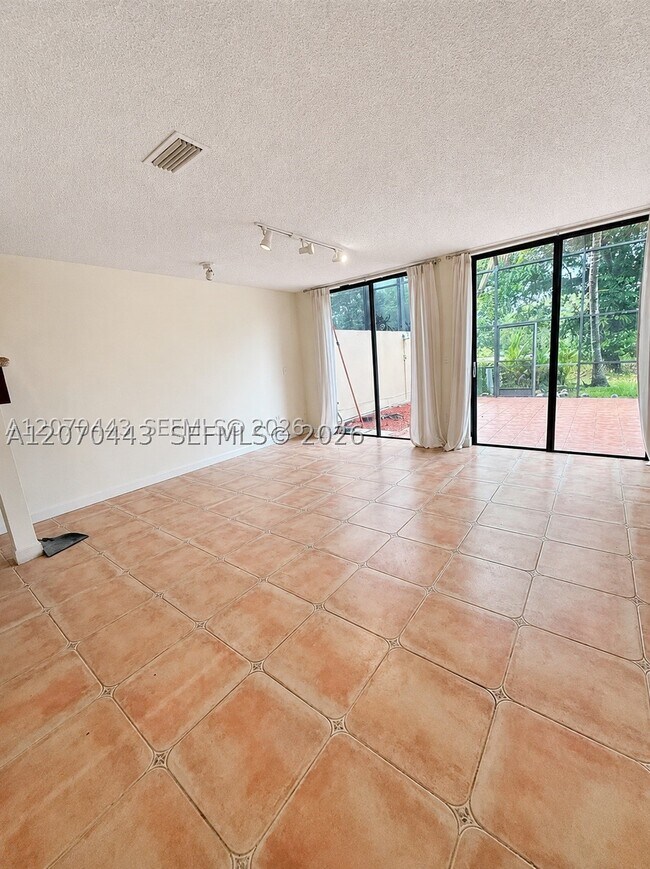 Building Photo - 3522 Torremolinos Ave