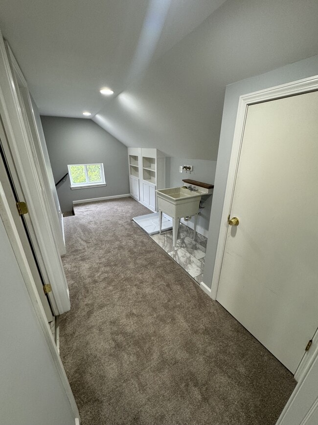 Building Photo - 1135 Fayette St