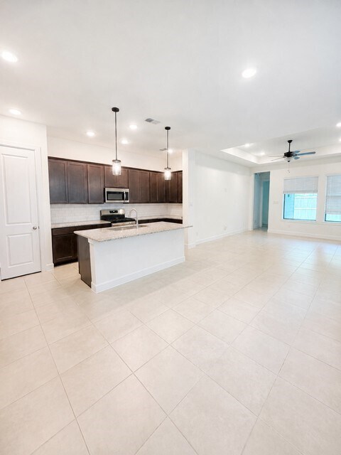 Building Photo - 10602 William Pk Dr