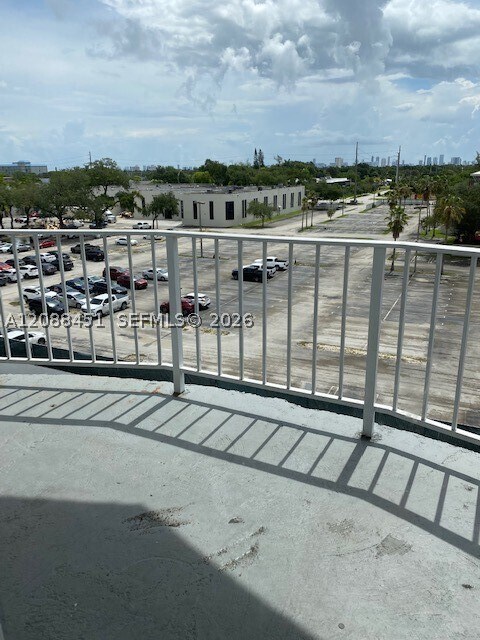Building Photo - 488 NW 165th St