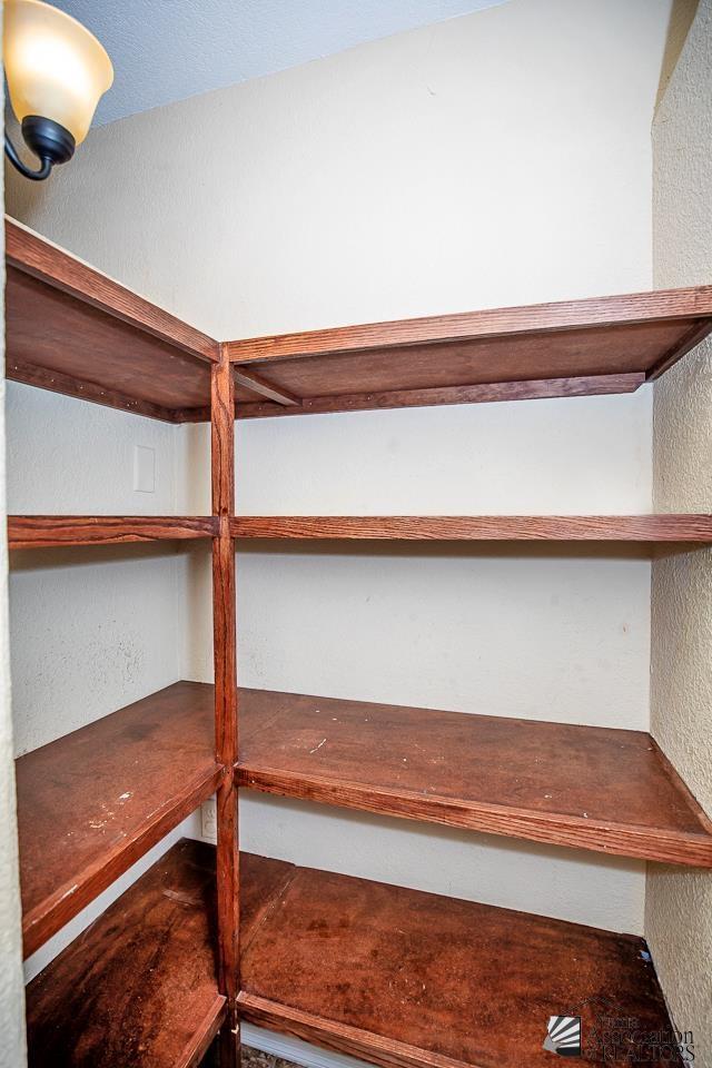 Building Photo - 3565 W 22nd St