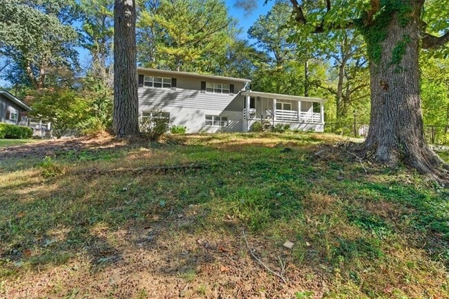 Building Photo - 3268 Briarwood Blvd