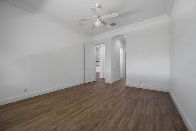 Building Photo - 9150 Bay Harbour Cir