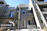 Building Photo - Sophisticated 4Bdm 4Ba New Build Townhome