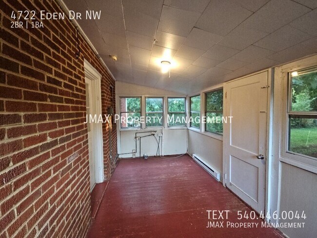 Building Photo - 4722 Eden Dr NW