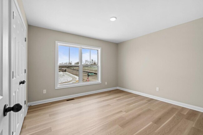 Building Photo - 100 Lambert Fld