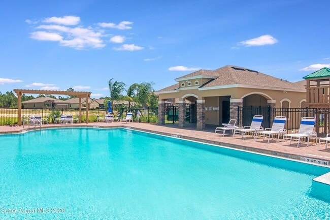 Building Photo - 978 Remington Green Dr SE