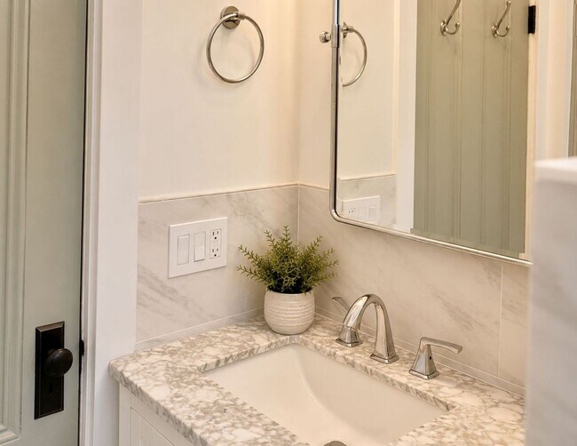 Building Photo - Timeless Character. Modern Lifestyle. Unbeatable Location.