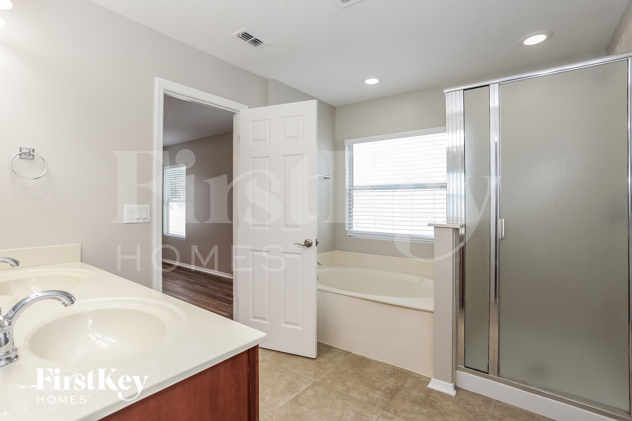 Building Photo - 335 Candlebark Dr