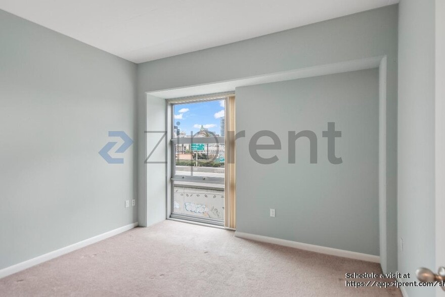 Building Photo - 428 Alice St