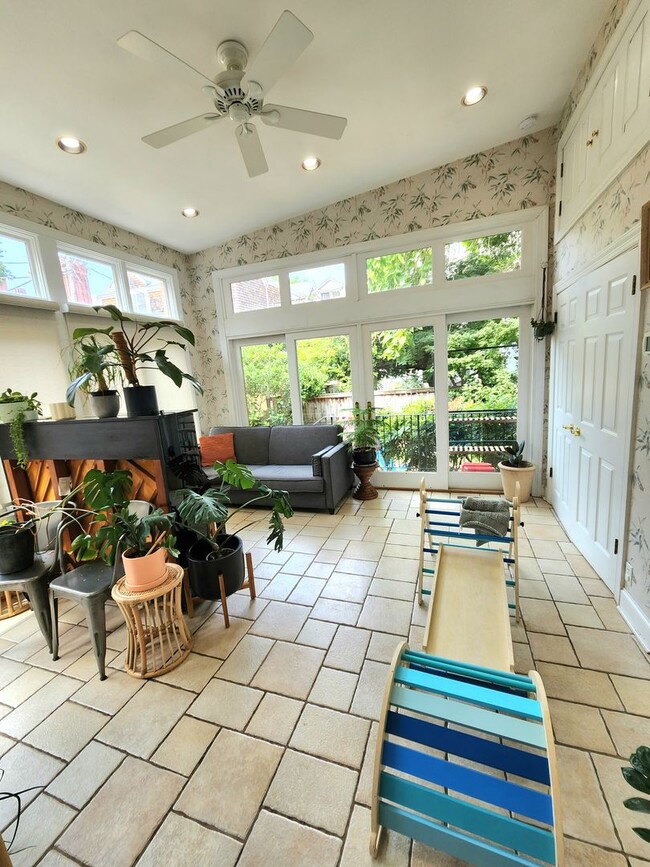 Building Photo - Elegant, spacious, modern Victorian in the...