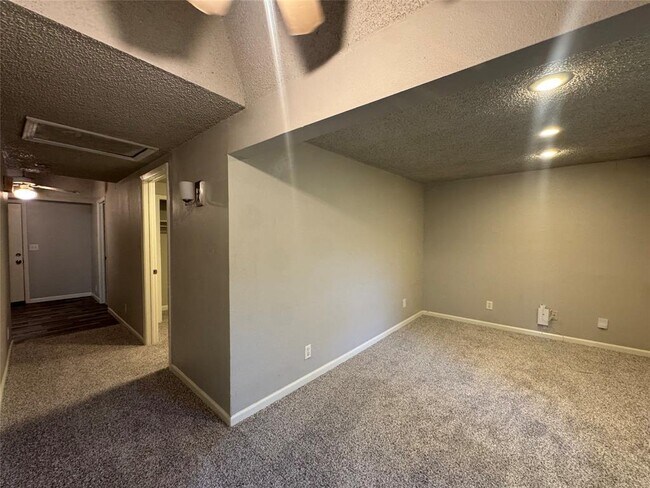 Building Photo - 5007 Heflin Ln