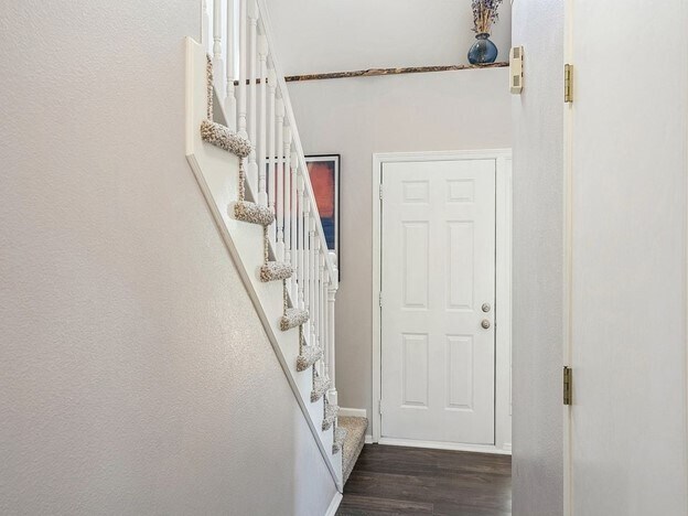Building Photo - 5031 Cherrywood Dr