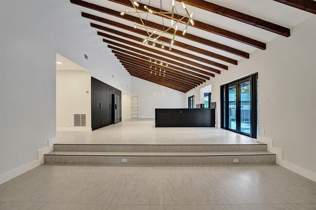 Building Photo - 3501 N Park Rd