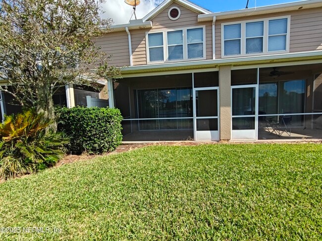 Building Photo - 6918 Roundleaf Dr