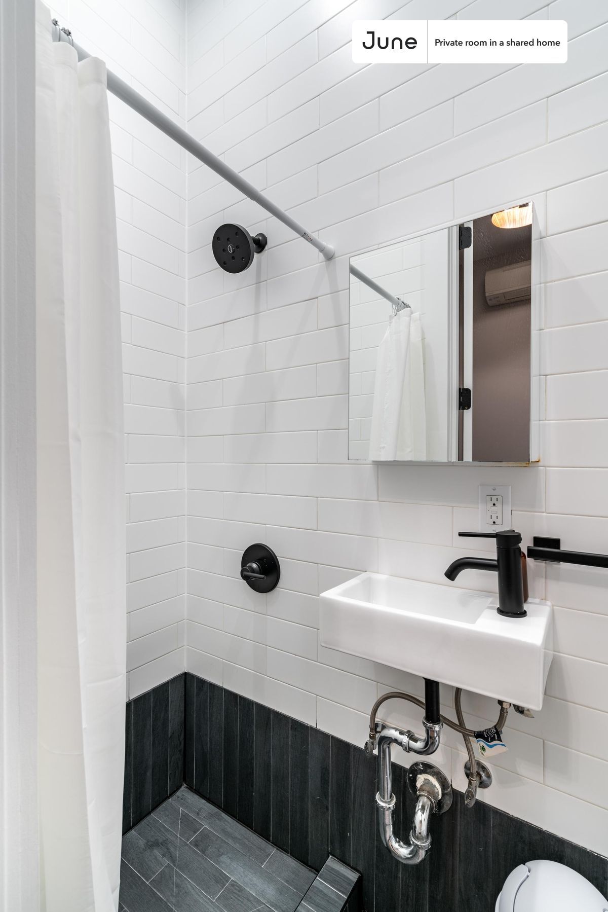 Building Photo - Room in Shared 6 bed/6.5 bath home