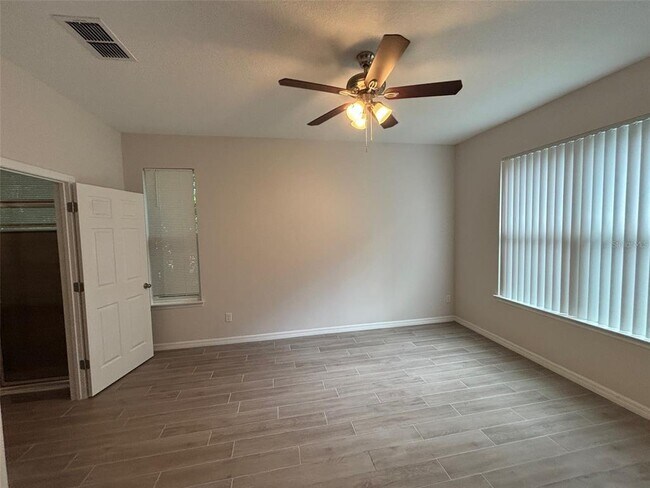 Building Photo - 4600 Via Veneto Ct