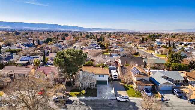 Building Photo - 43007 Pearlwood Dr
