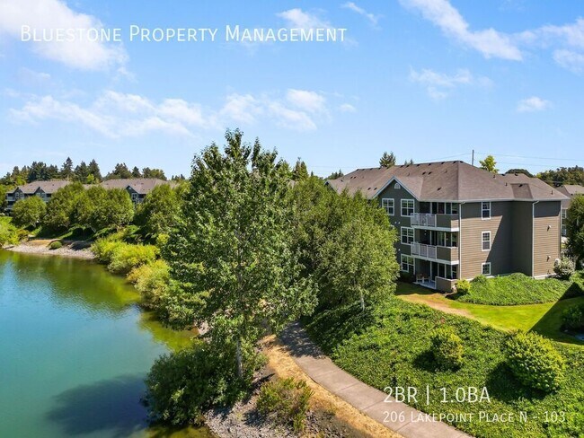 Building Photo - 206 Lakepoint Pl N