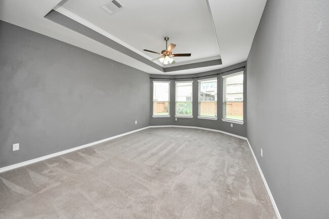 Building Photo - 28215 Shorecrest Ln