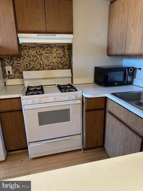 Building Photo - 909 O St NW