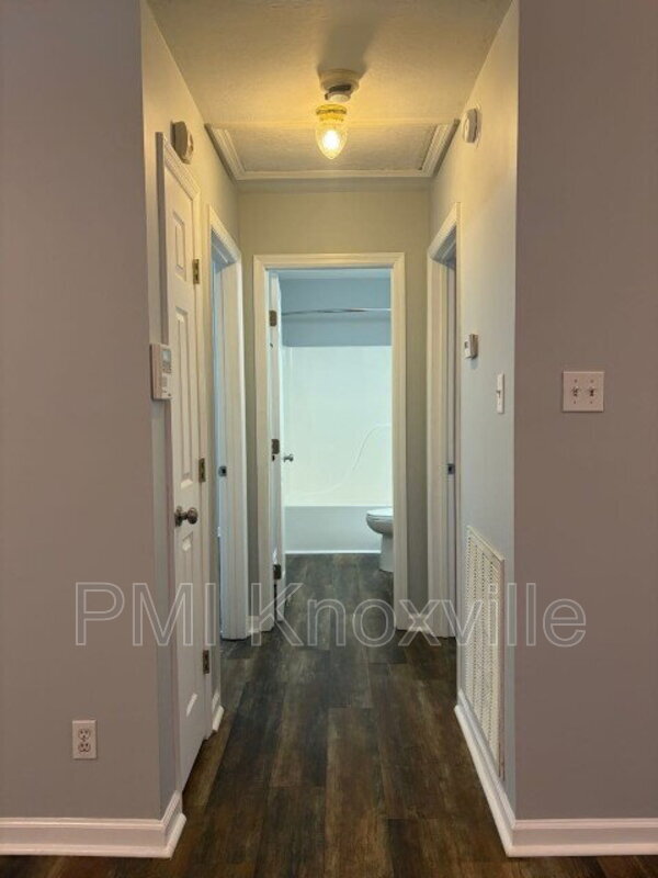 Building Photo - 4136 Larigo Dr