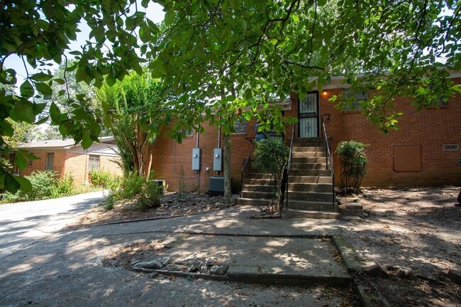 Building Photo - 316 Keightley Dr
