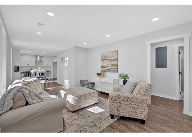 Building Photo - 1766 Blossom Ln