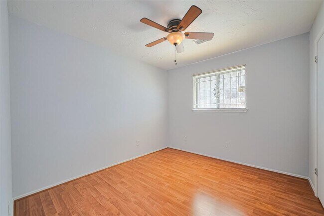 Building Photo - 3234 Mourning Dove Dr