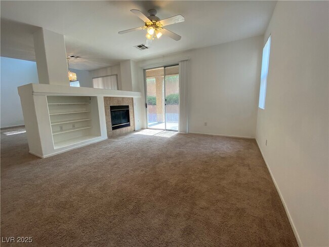 Building Photo - 1317 Woodmore Dr