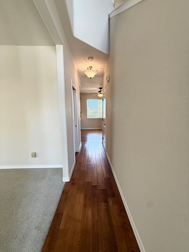 Building Photo - 3 BEDROOM 2 BATH HOME IN TEMPLETON!! MOVE IN READY