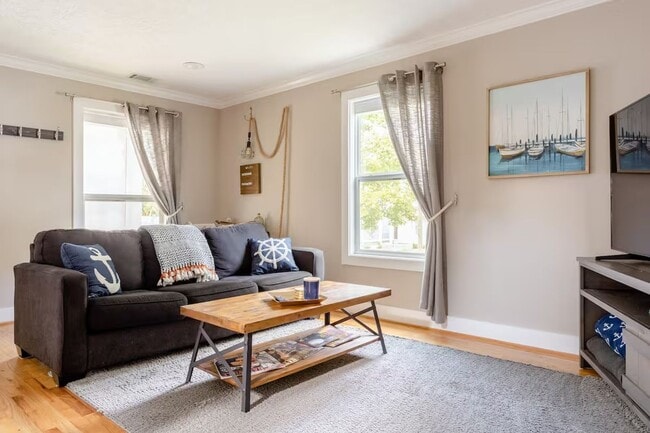 Building Photo - Ideal West Nashville Location!