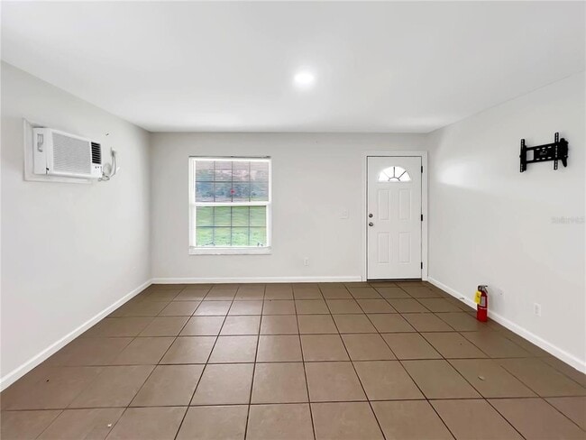 Building Photo - 11594 1st Ave