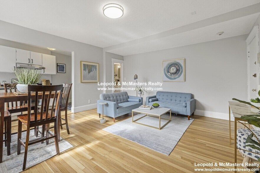 Building Photo - 110 Lanark Rd