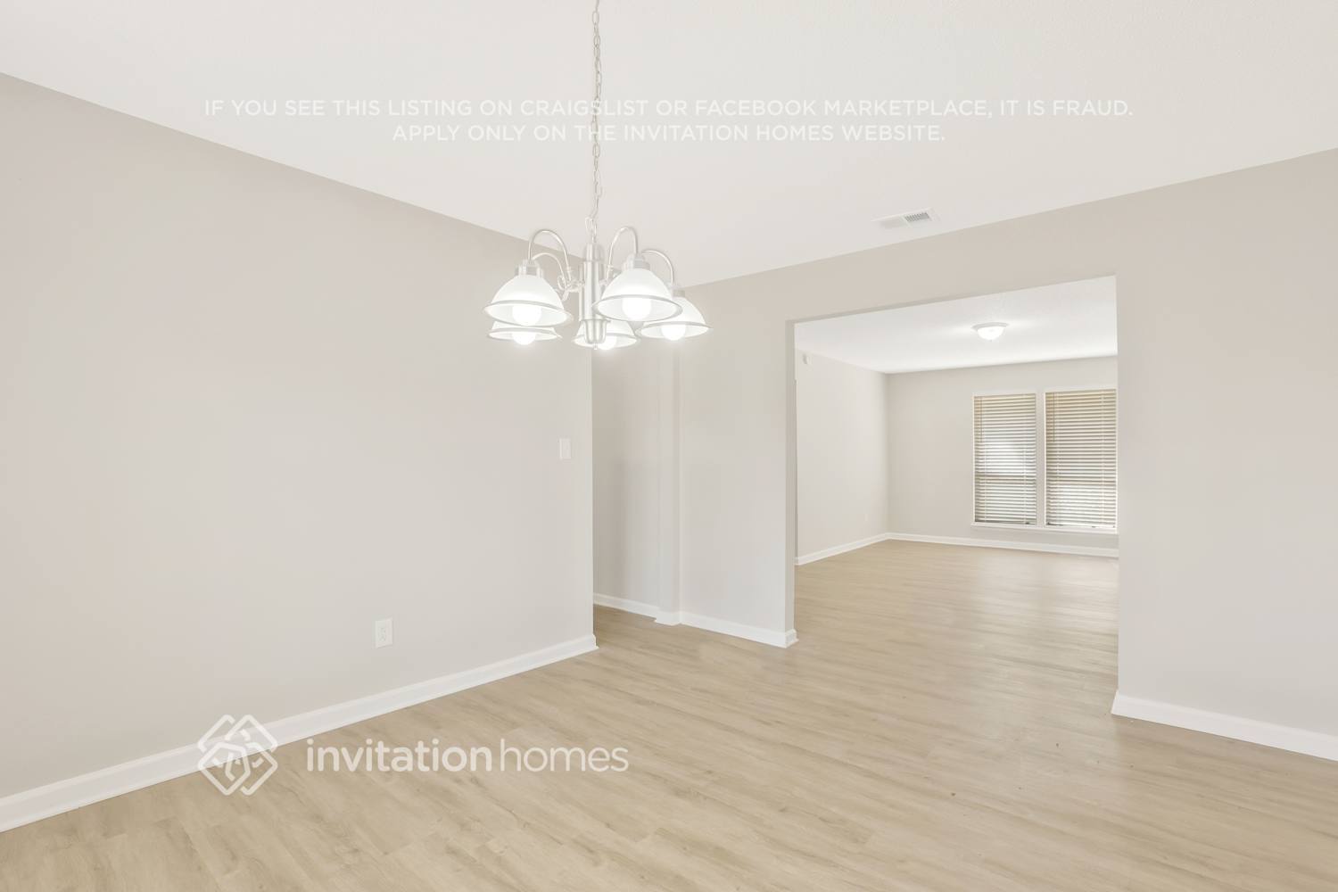 Building Photo - 2505 Desiree Way NW