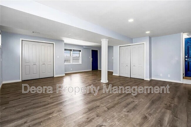Building Photo - 1305 Craig Dr