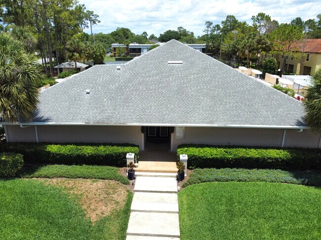 Building Photo - 6020 Scotchwood Glen