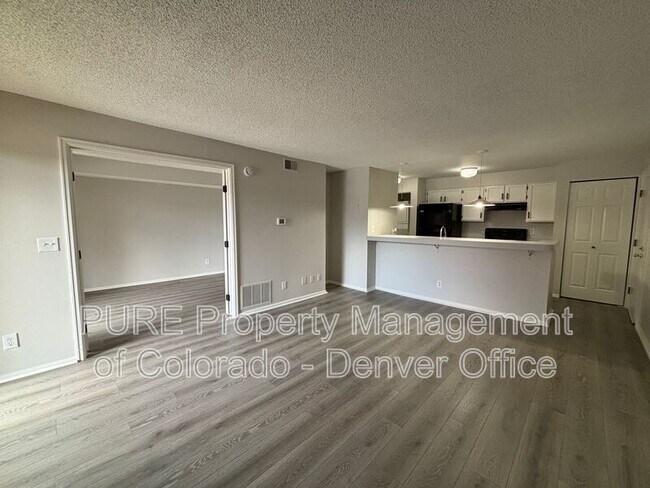 Building Photo - 4899 S Dudley St