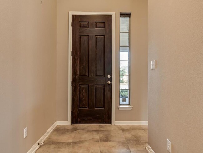 Building Photo - 2104 Granite Hill Dr