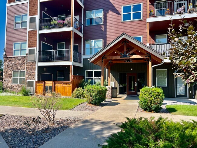 Building Photo - 2025 Mullan Rd