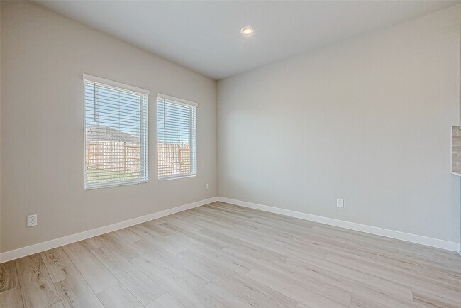 Building Photo - 6335 Buffalo Bnd Ln