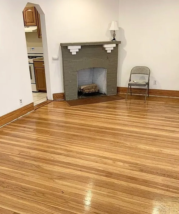 Building Photo - 27 South Crescent Circuit