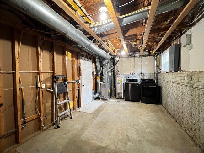 Building Photo - 7288 W Campus Rd