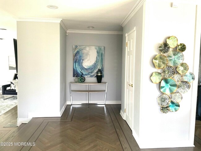 Building Photo - 111 Sheridan Ave