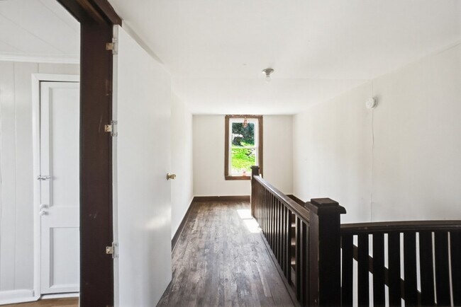 Building Photo - 11494 New Garden Rd