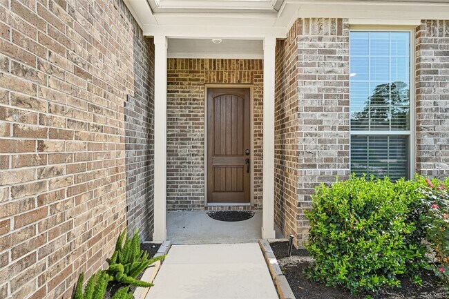 Building Photo - 116 Dartmoor Ln